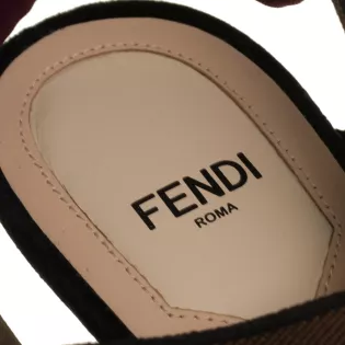 Escarpins 38,5 Fendi Velours Marron