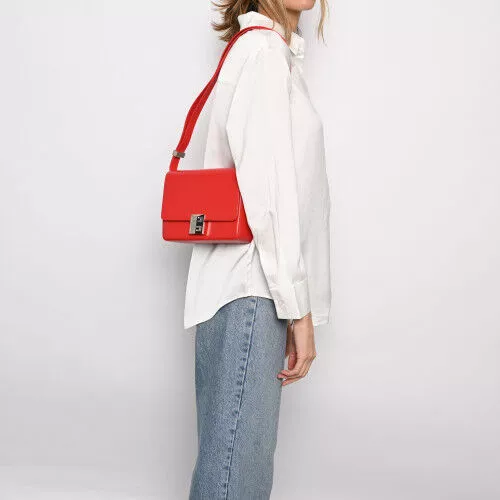 ショルダーバッグ・ポシェット GIVENCHY Women Shoulder Bags BB510BB238640 RED ショルダーバッグ・ポシェット GIVENCHY Women Shoulder Bags
